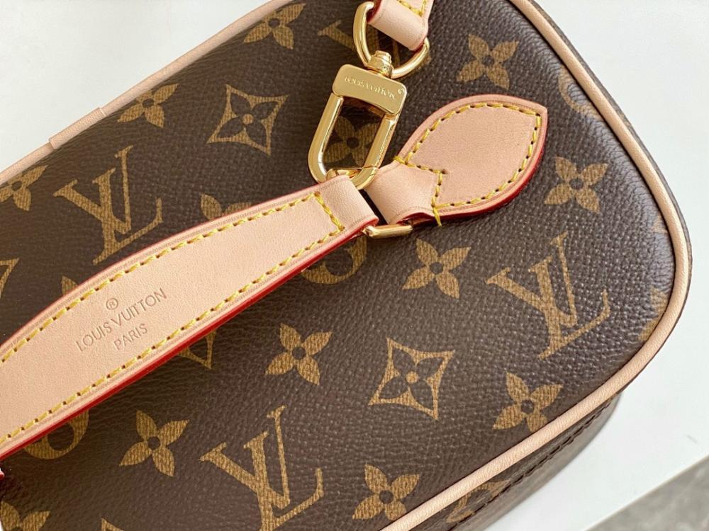 Modern Stylish Crossbody Bag