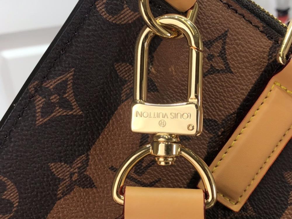 Luxury Crossbody Bag