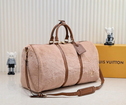 Stylish Refined Leather Crossbody Bag