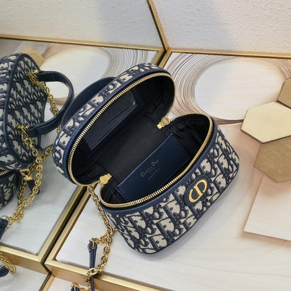 Stylish Leather Crossbody Bag – Special Edition