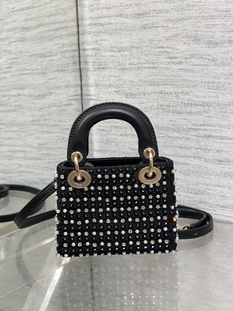 Embroidered Wallet