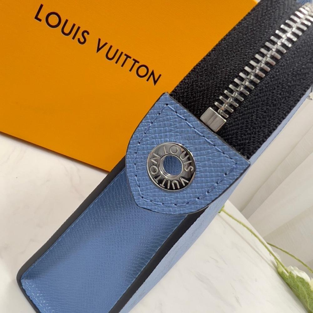 Italian-Inspired Stylish Leather Shoulder Bag