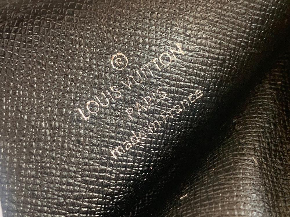 Elegant Grey Leather Top Handle Bag – Limited Edition