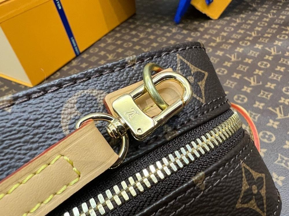 Luxury Refined Gold Monogram Leather Shoulder Bag