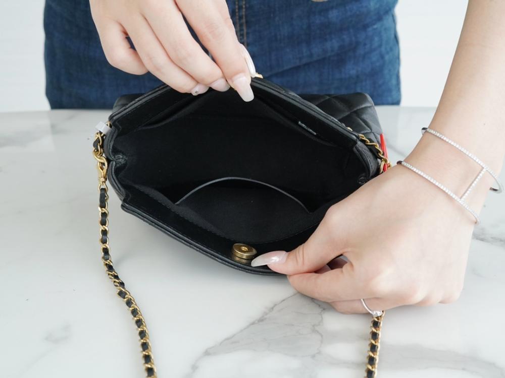 Elegant Shoulder Bag