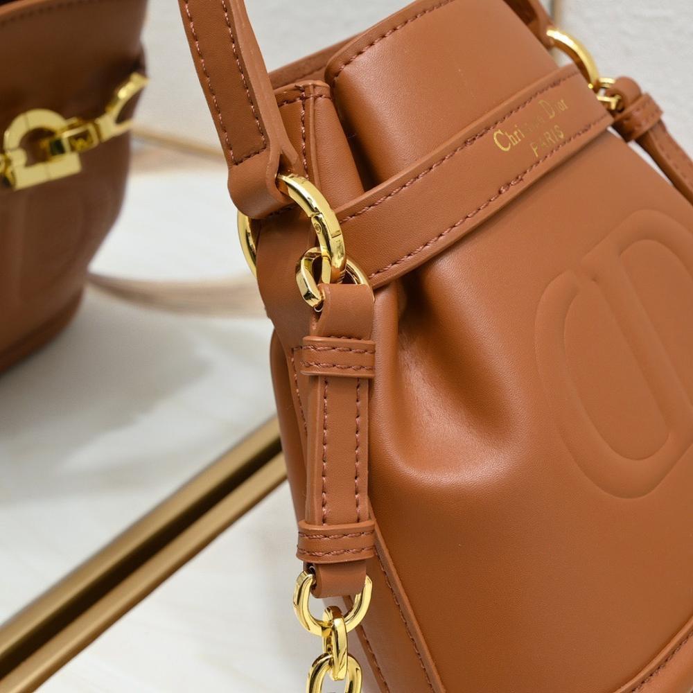 Modern Refined Calfskin Bucket Bag