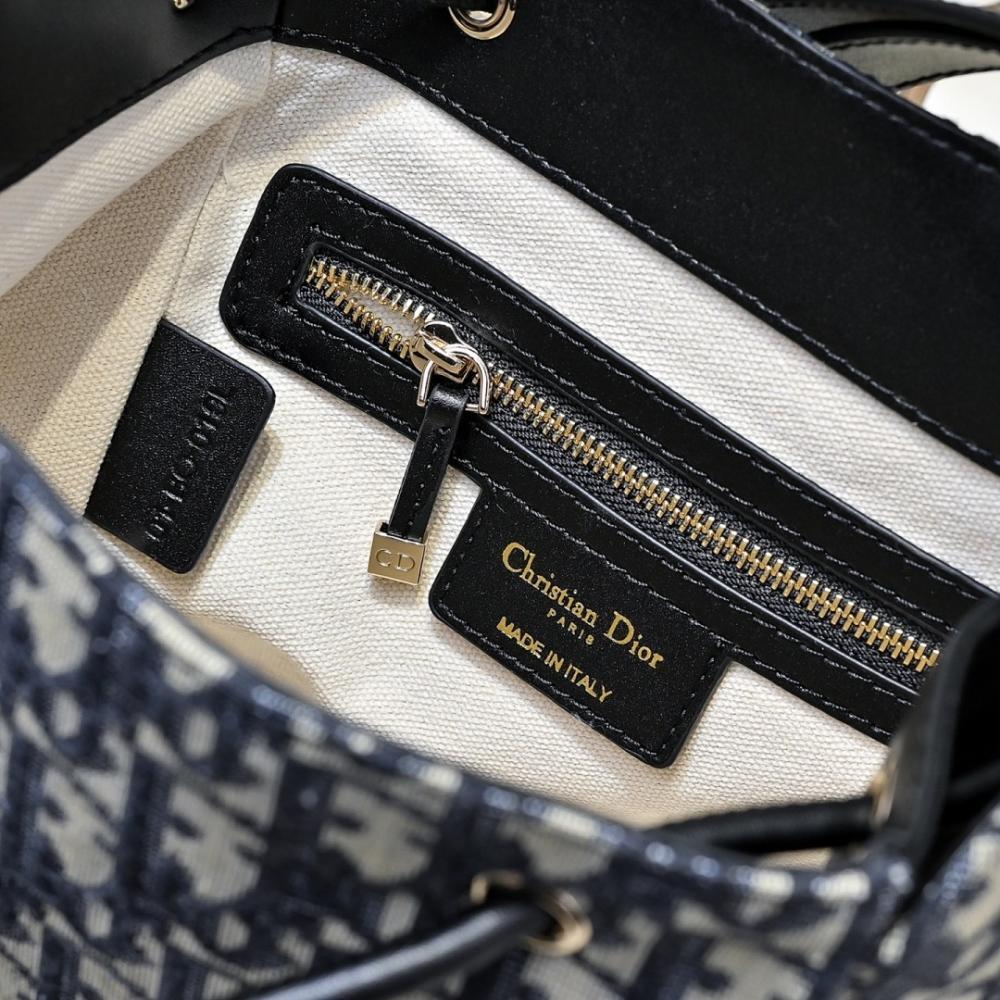 Elegant Gold Embroidered Lambskin Bucket Bag – Special Edition
