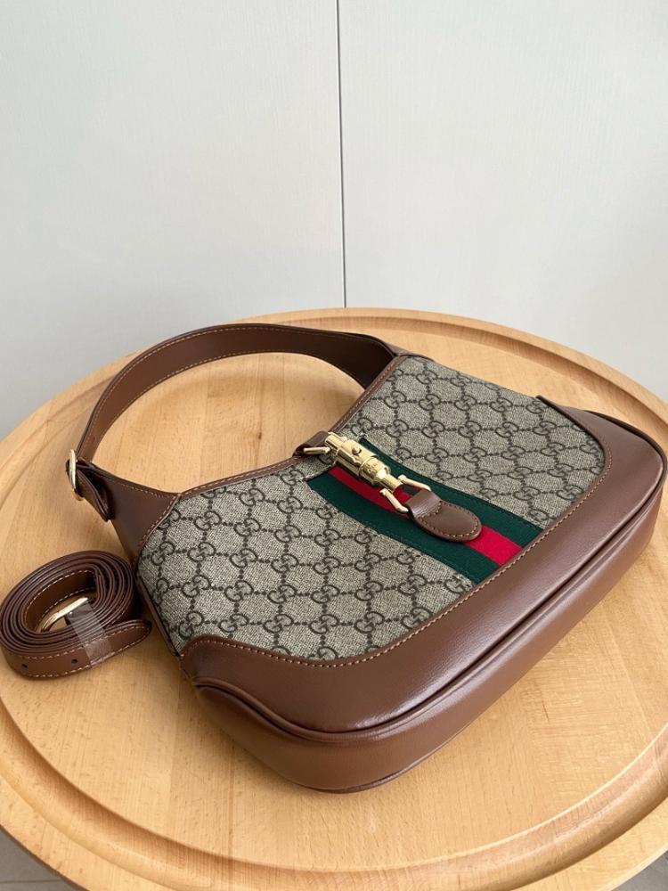 Modern Refined Leather Shoulder Bag