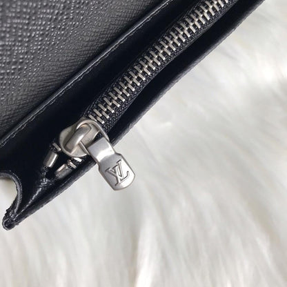 Modern Elegant Leather Wallet