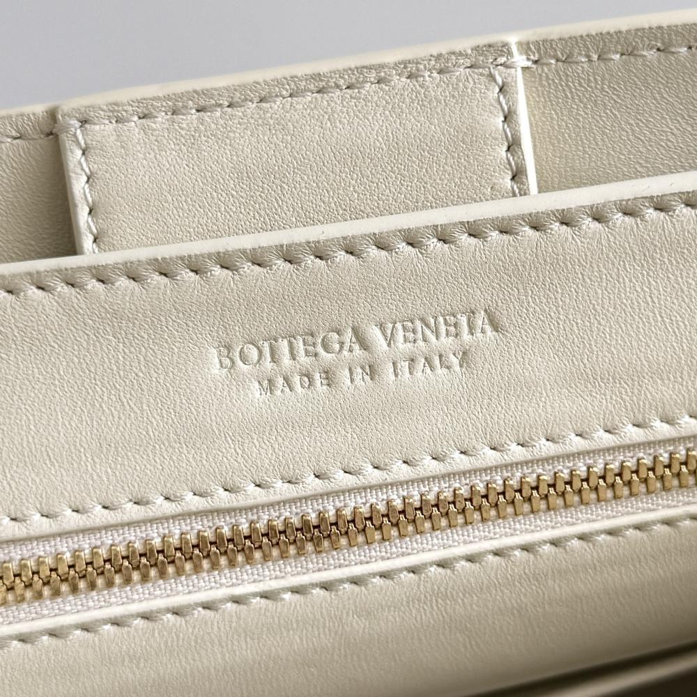 Luxury Leather Top Handle Bag