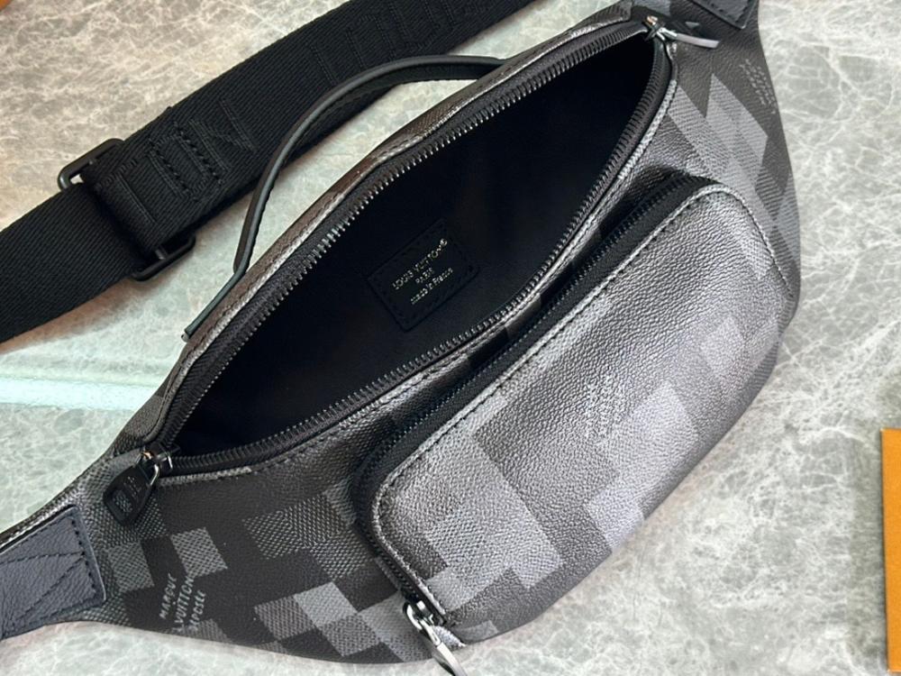 Stylish Shoulder Bag – Limited Edition