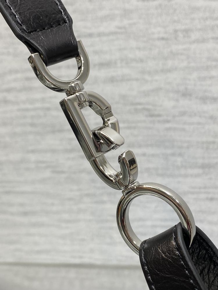 Classic Leather Hobo Bag