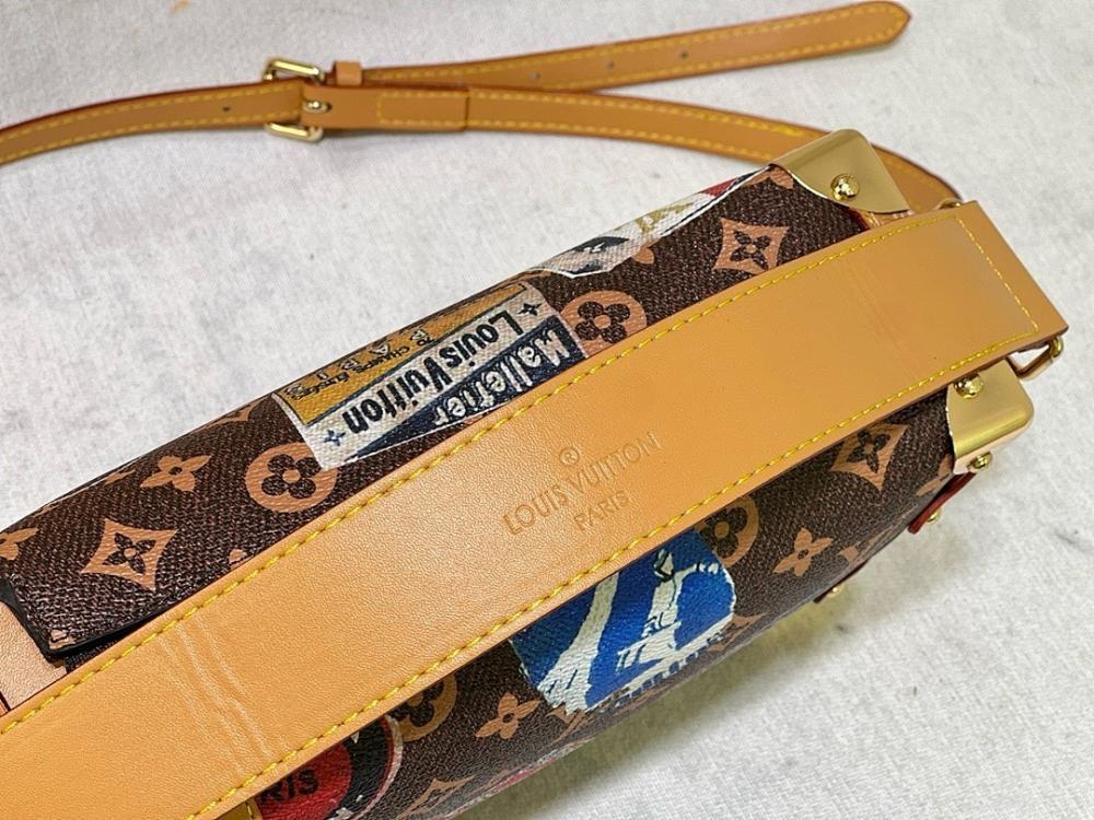 Stylish Refined Leather Shoulder Bag
