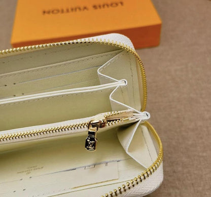 Italian-Inspired Stylish Blue Calfskin Wallet