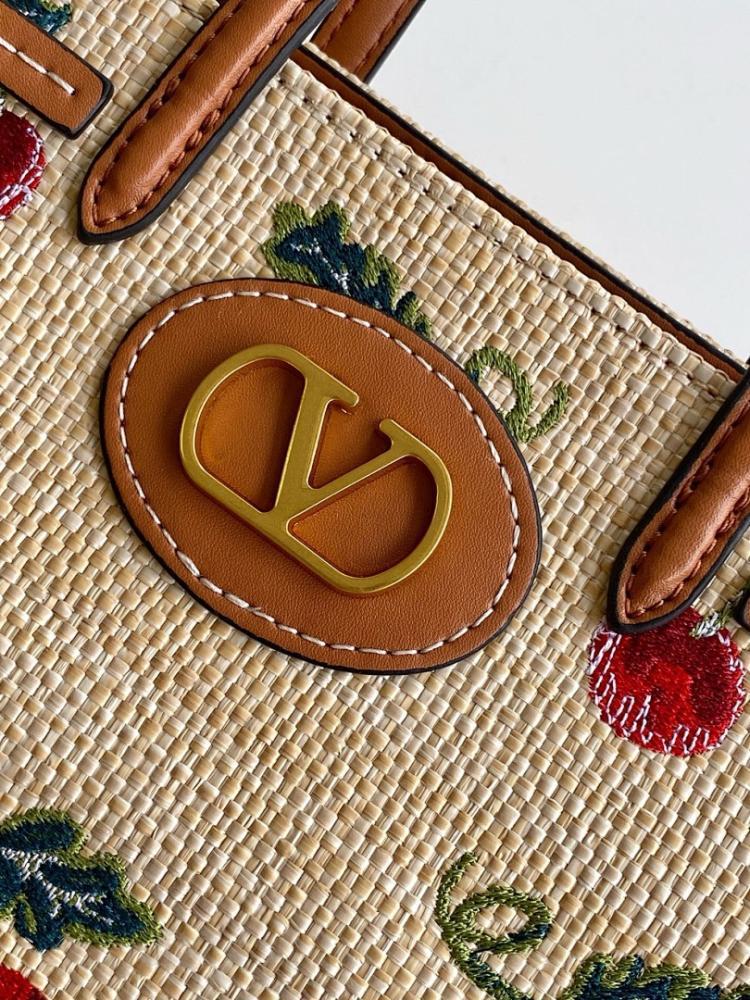 Classic Refined Brown Embroidered Leather Shoulder Bag