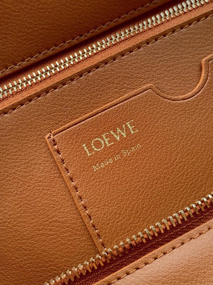 Elegant Gold Calfskin Bag – Limited Edition
