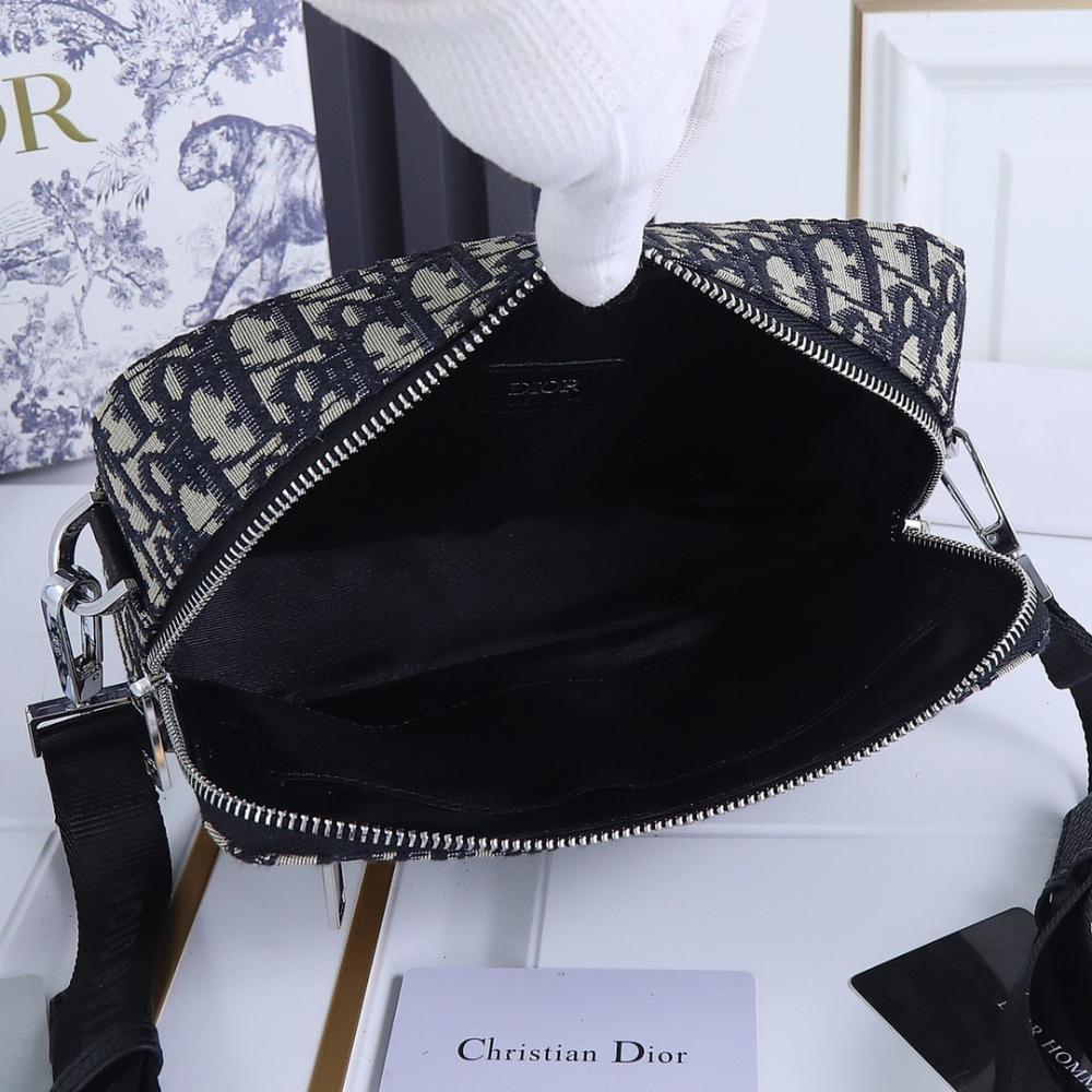 Classic Italian-Inspired Top Handle Bag