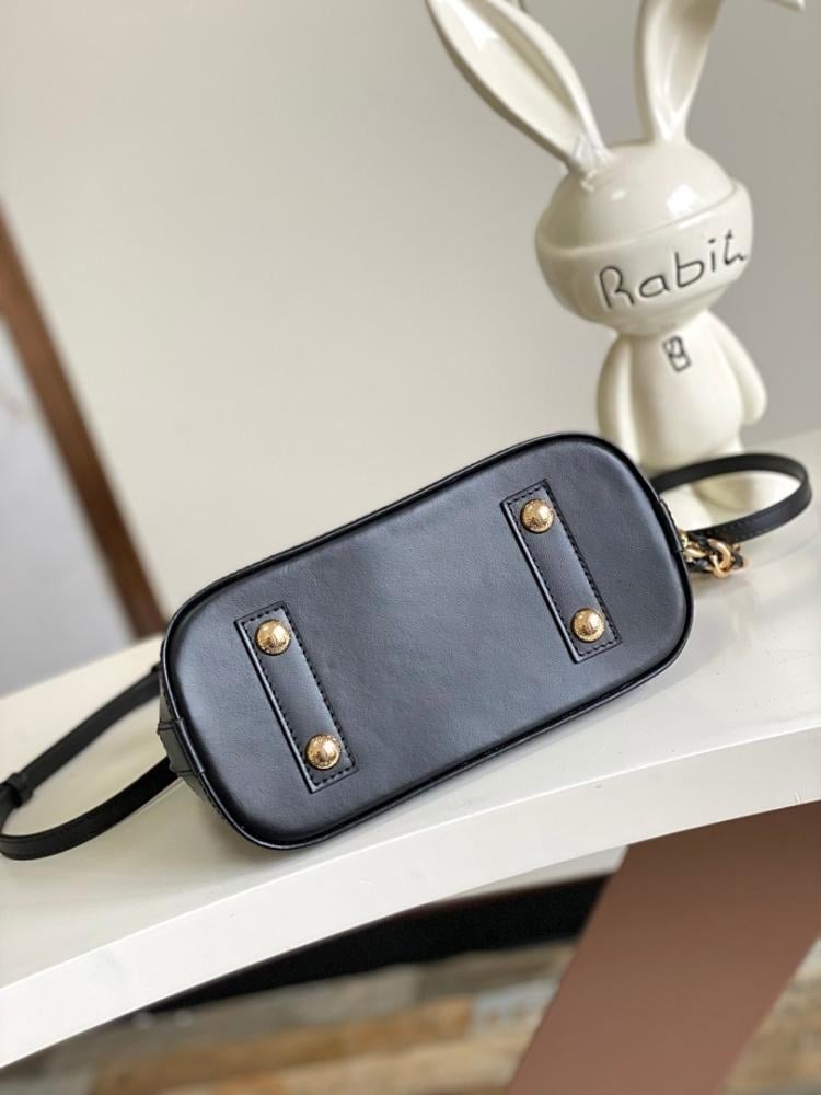 Modern Refined Woven Leather Shoulder Bag