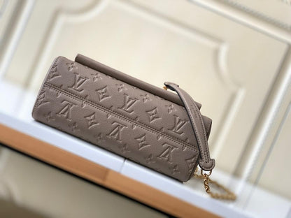 Elegant Stylish Leather Shoulder Bag