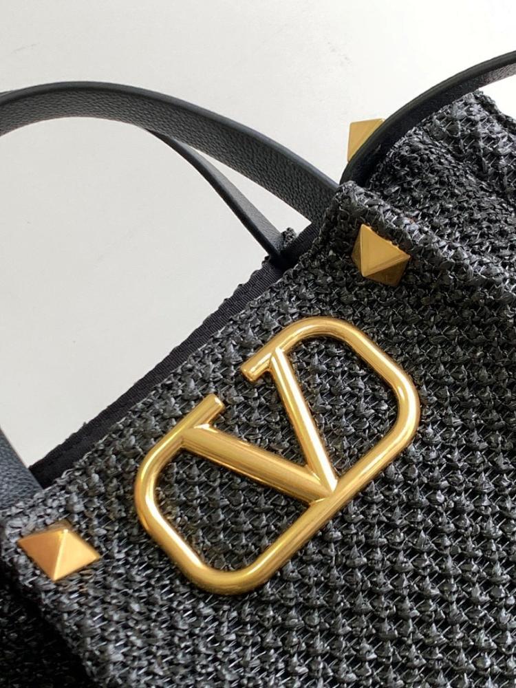Luxury Stylish Brown Woven Raffia Shoulder Bag