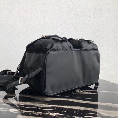 Modern Elegant Saffiano Leather Bag – Special Edition