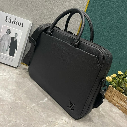 Alma Leather Shoulder Bag