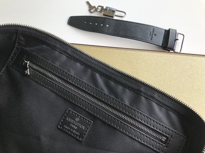 Modern Black Leather Crossbody Bag – Limited Edition