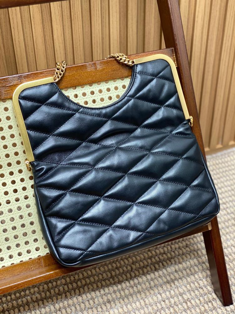 Classic Leather Shoulder Bag