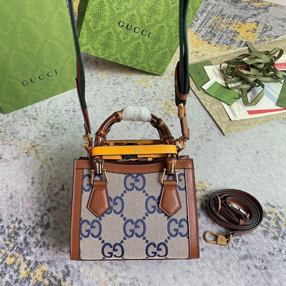 Elegant Crossbody Bag – Limited Edition