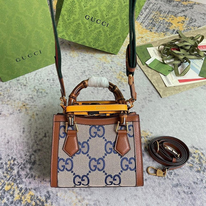 Elegant Crossbody Bag – Limited Edition