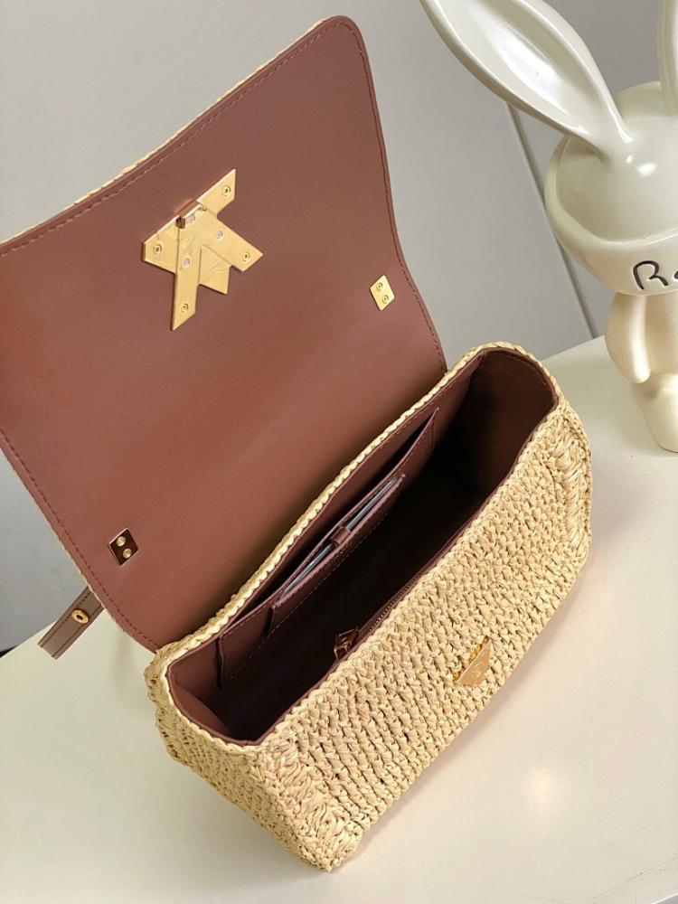 Twist Raffia Shoulder Bag