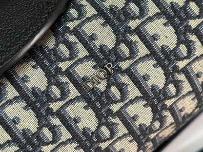 Luxury Black Leather Shoulder Bag – Limited Edition