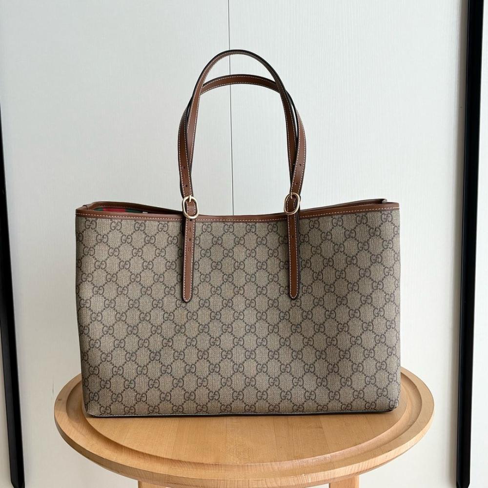 Ophidia Tote Bag