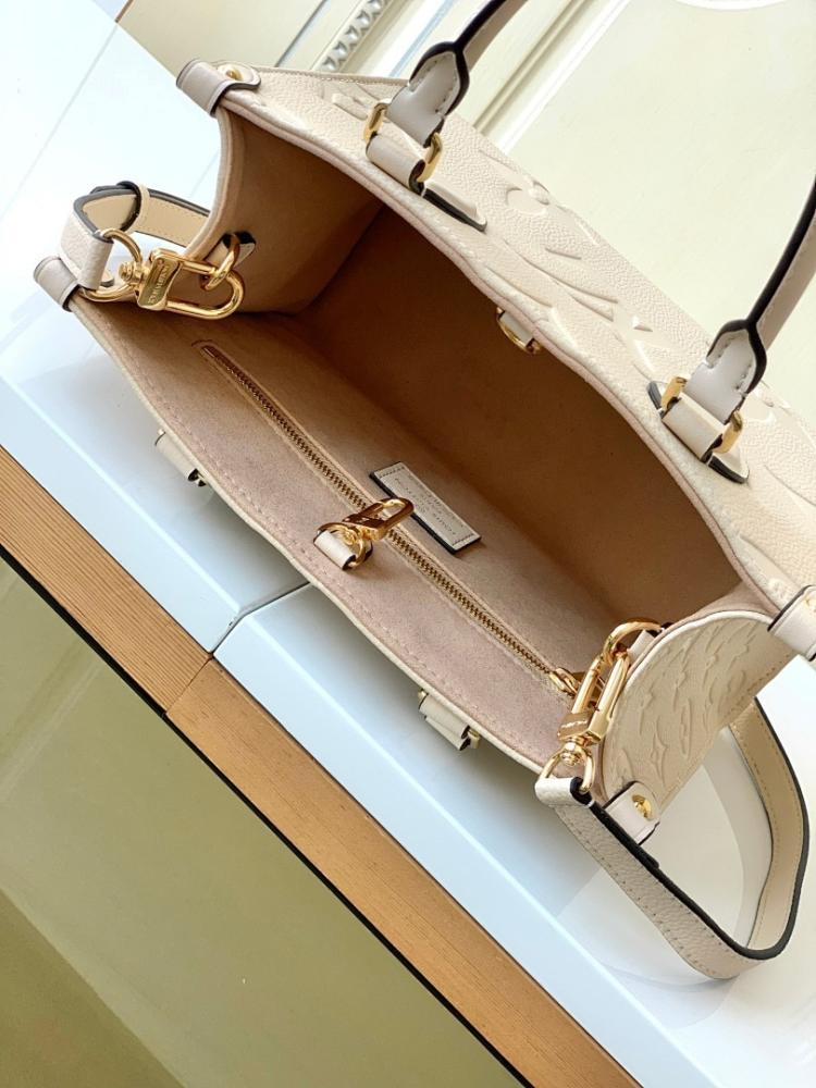 Modern Elegant Leather Shoulder Bag