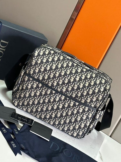 Italian-Inspired Stylish Printed Leather Top Handle Bag