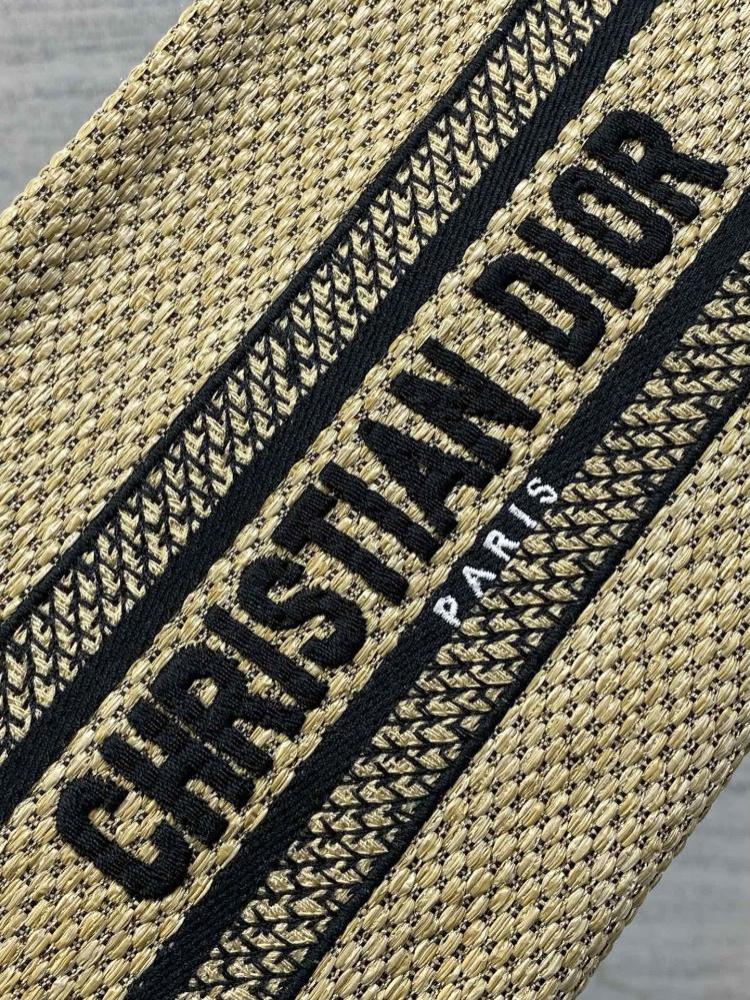 Embroidered Shoulder Bag