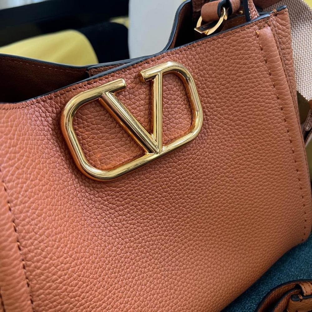 VLogo Signature Calfskin Shoulder Bag