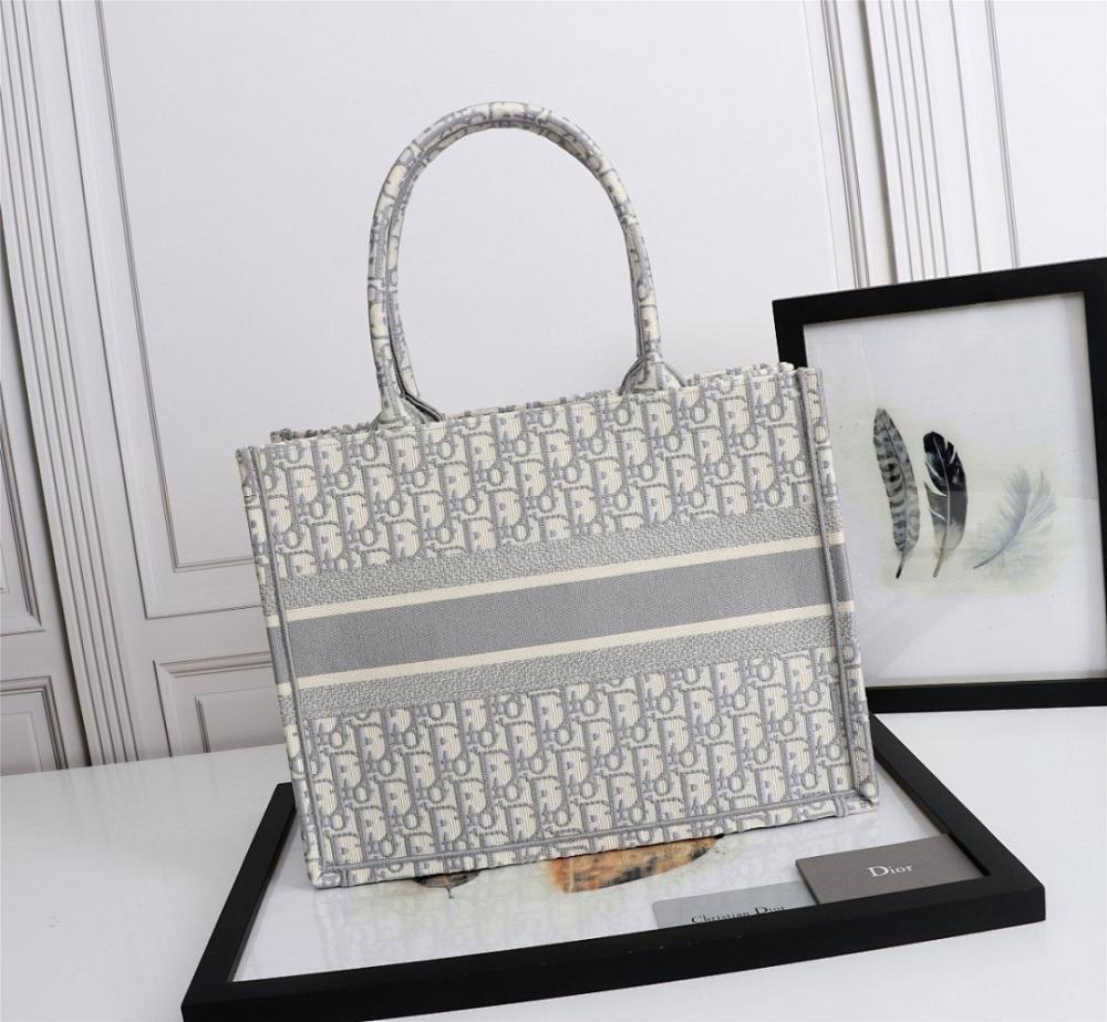 Luxury Blue Embroidered Crossbody Bag – Special Edition