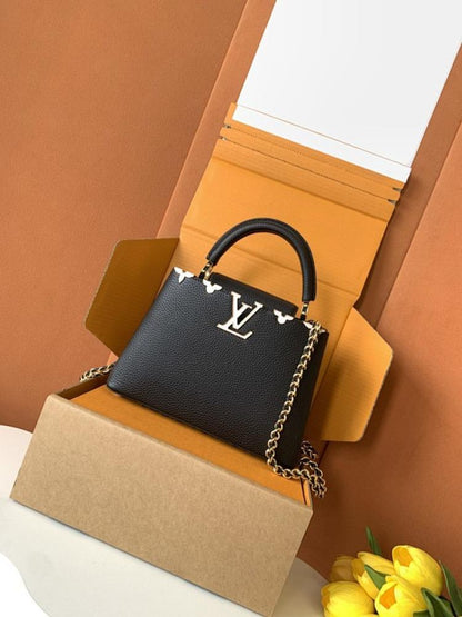 Capucines Leather Top Handle Bag