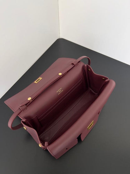 Stylish Refined Shoulder Bag