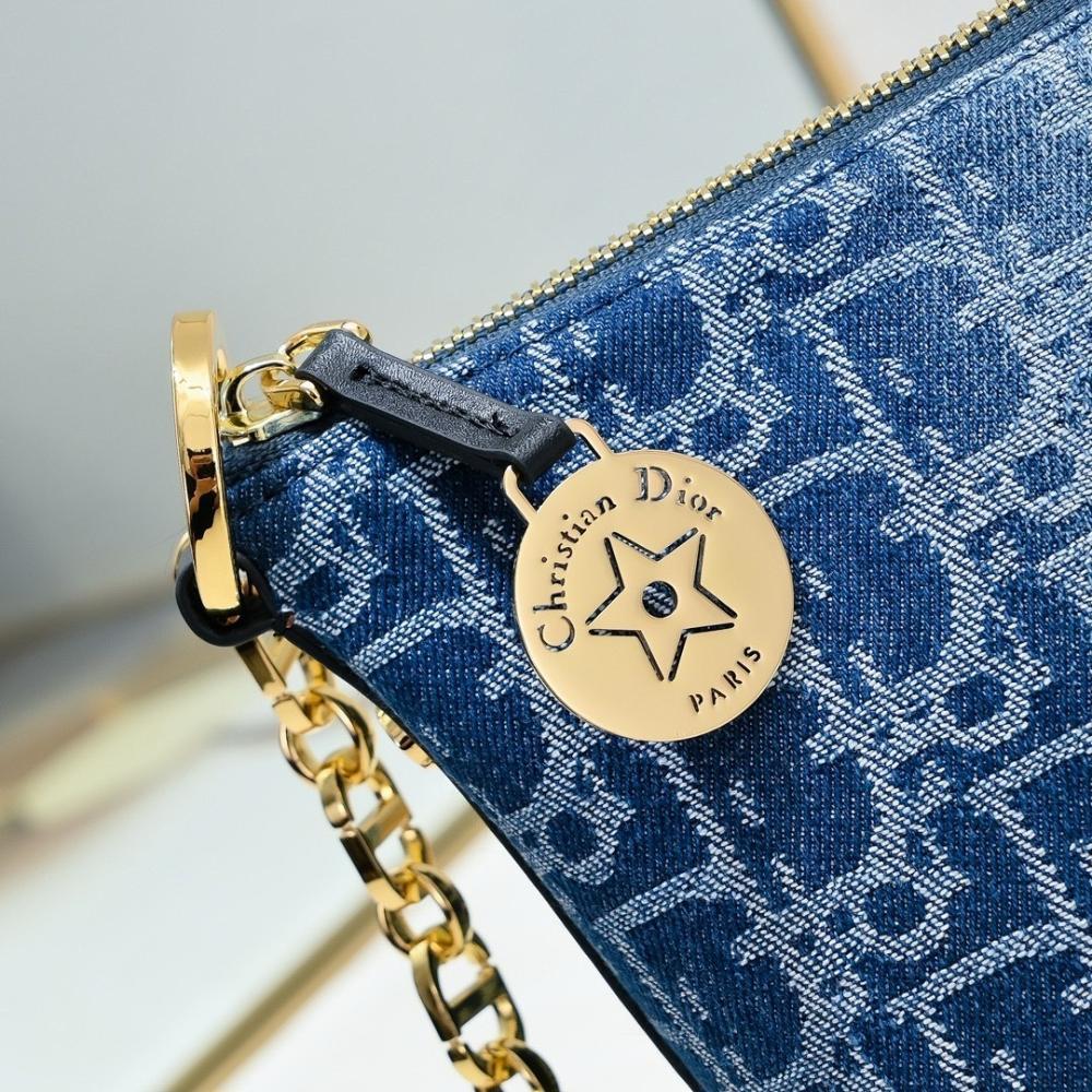 Modern Luxury Studded Leather Shoulder Bag – Special Edition