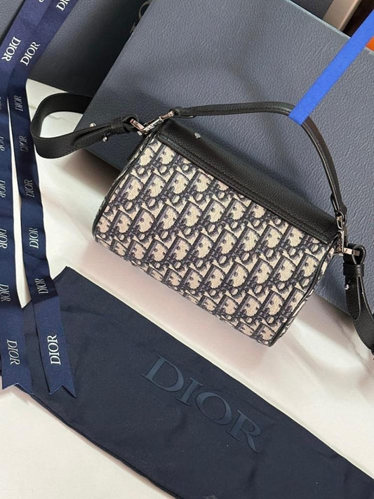Stylish Black Leather Crossbody Bag – Special Edition