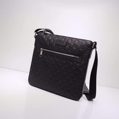 Classic Leather Shoulder Bag
