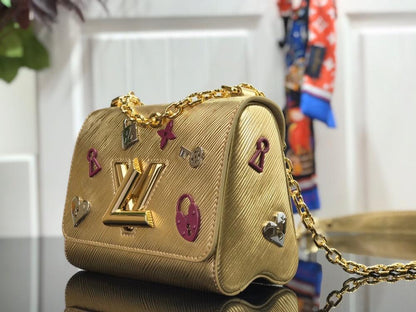 Shoulder Bag