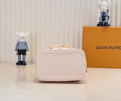 Stylish Leather Shoulder Bag – Special Edition