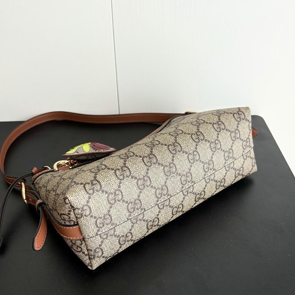 Modern Refined Top Handle Bag