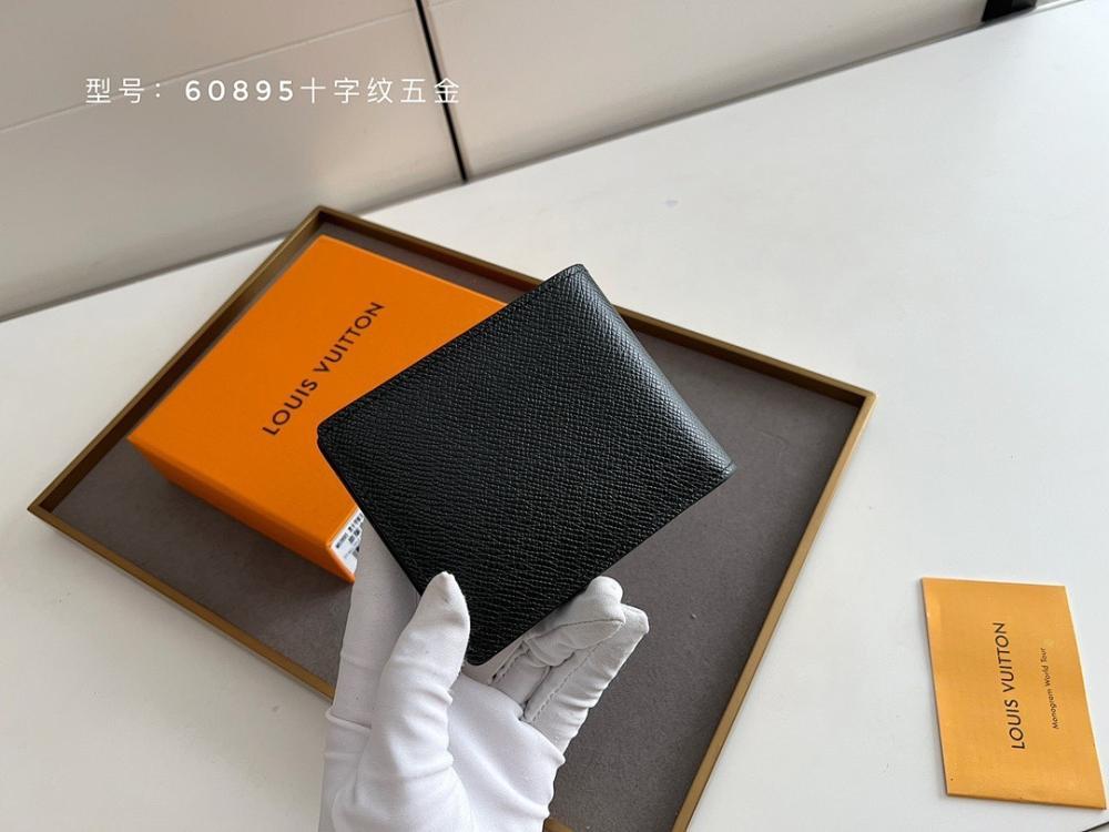 Italian-Inspired Stylish Wallet