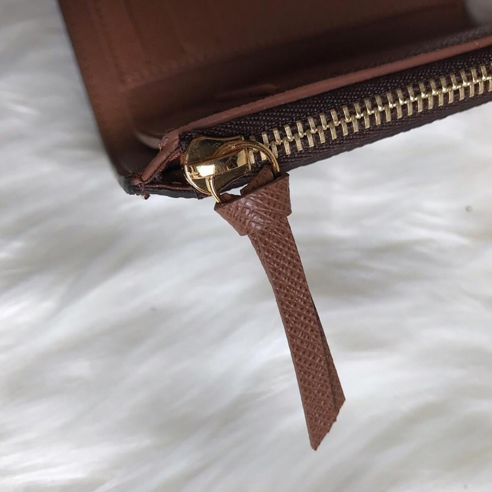 Classic Elegant Leather Wallet