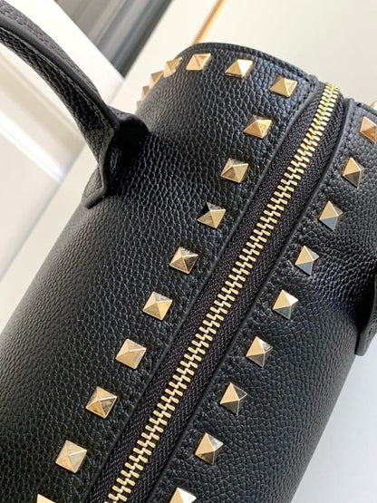 Classic Luxury Leather Shoulder Bag