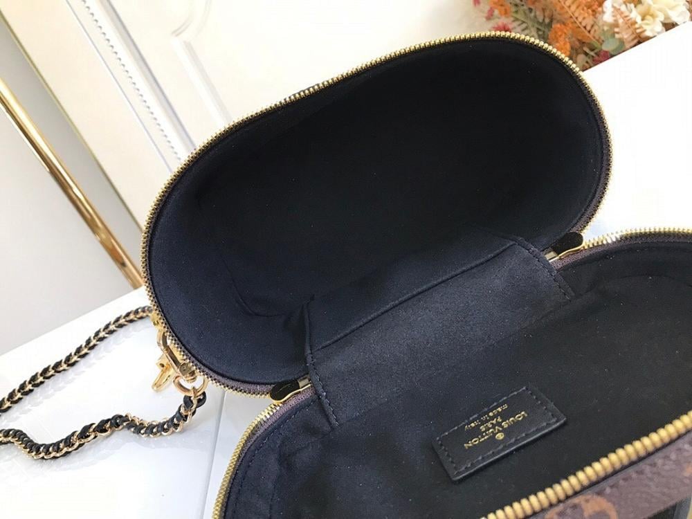 Modern Elegant Woven Leather Top Handle Bag